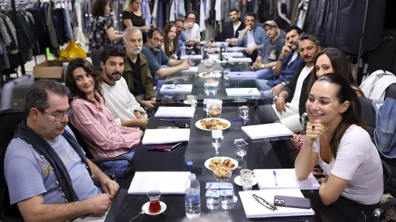 Cemal Şan 16 Yıl Sonra Setlere Dönüyor: Söyleyemediklerim Filmi Merak Uyandırdı