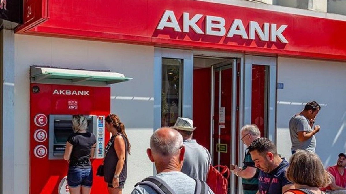 Akbank’tan Dikkat Çeken Kredi Hamlesi: Nakit Desteği İçin Başvurular Başladı