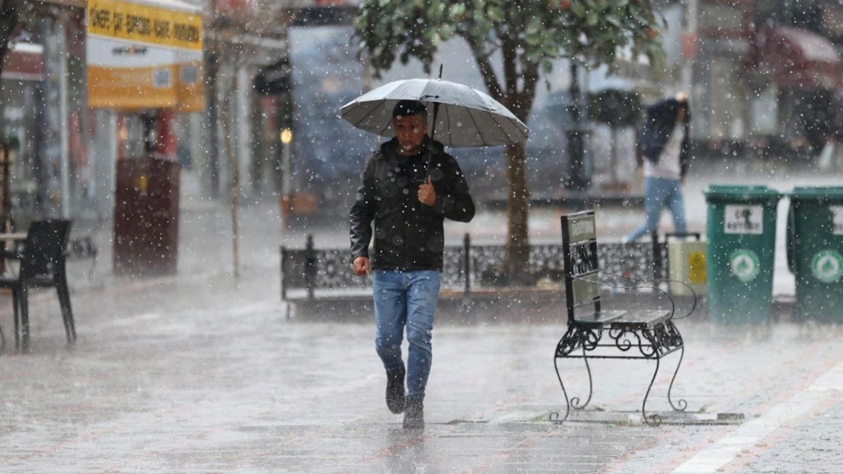 Meteoroloji Uyardı: Marmara ve İç Anadolu’da Kuvvetli Yağış Geliyor