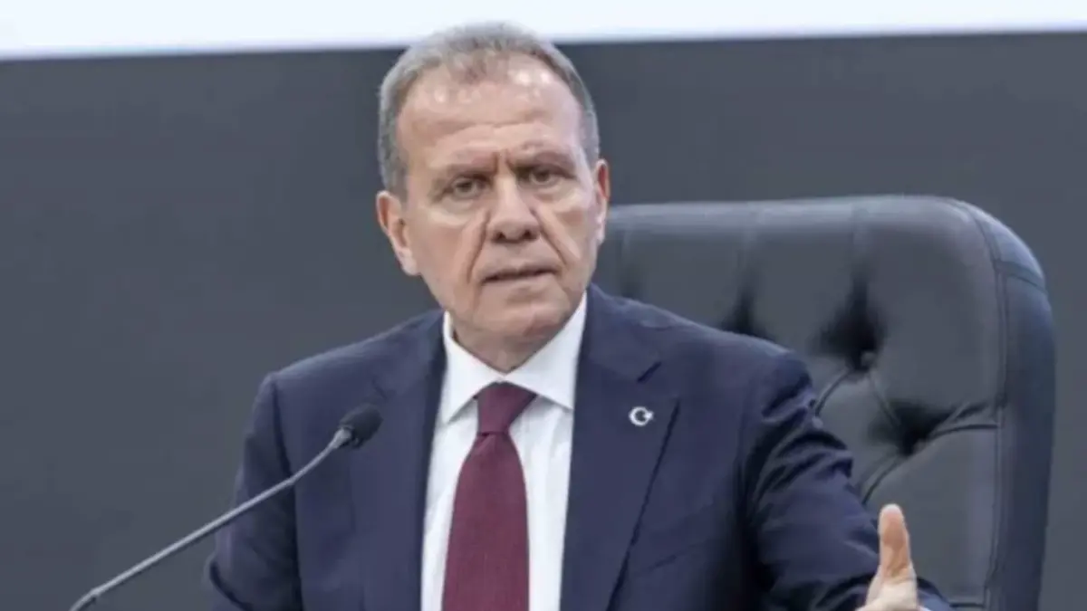 Vahap Seçer Kimdir, Nereli ve Siyasi Hayatı Nasıl Şekillendi?
