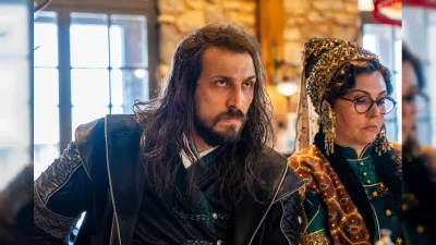 Emrah Altıntoprak Aşk ve Taht dizisi için imajını yeniledi - Dizi Haberleri