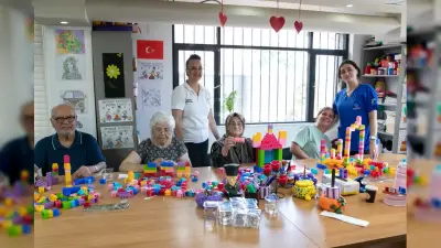 Gülümse Alzheimer Merkezi, Hastalara ve Yakınlarına Kapsamlı Destek Sağlıyor