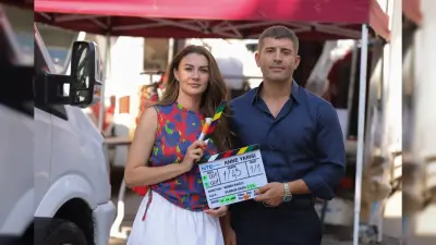 Anne Yarısı Dizisi Setinden Cihangir Ceyhan ve Burcu Özberk Birlikte İlk Kez Görüntülendi