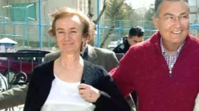 Eski CHP Genel Başkanı Deniz Baykal'ın eşi Olcay Baykal 88 yaşında hayatını kaybetti