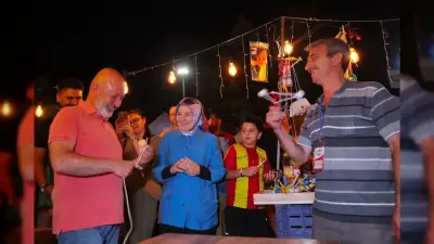 Fuar 38 Etkinliğinde Yeşilçam Rüzgarı: Başkan Çolakbayrakdar Vatandaşlarla Neşeli Günler'i İzledi