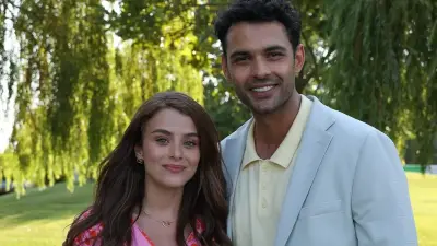 İlayda Alişan Ve Berk Bakioğlu, Yeni Dizi 'Evlilik Güzeldir' İçin İlk Pozlarını Verdi
