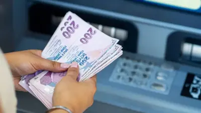 Küçük Banknotlar ATM'lerden Kaldırılıyor: Nakit Çekimde Yeni Dönem Başladı