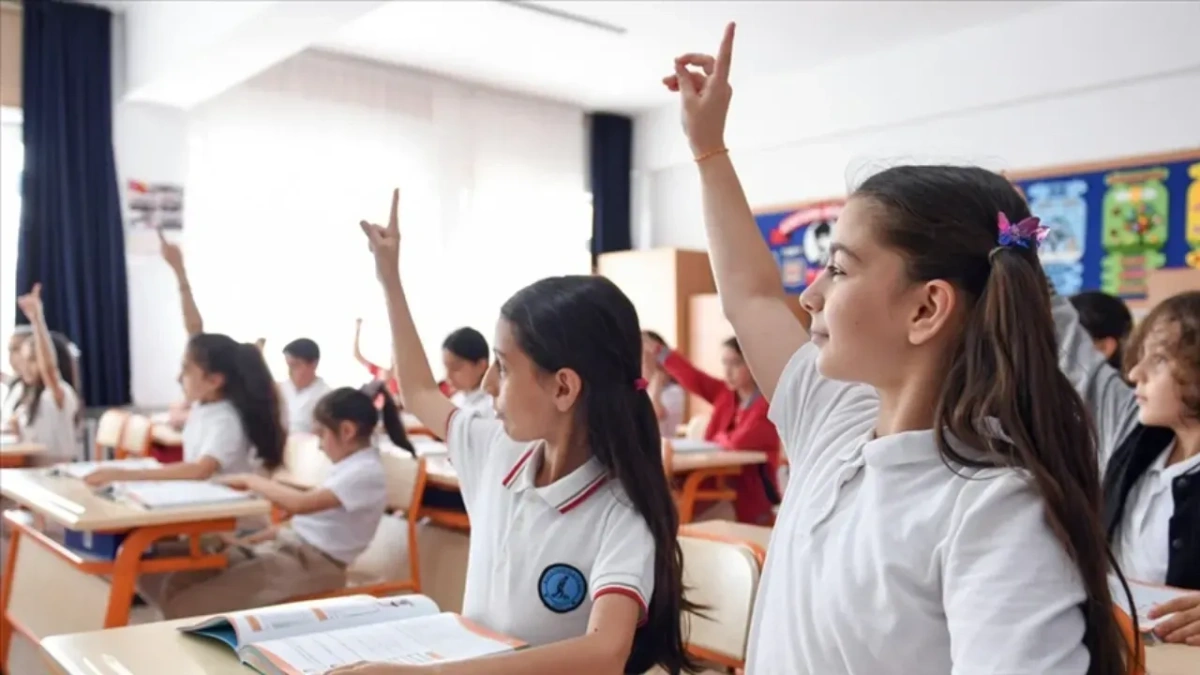 18 Mayıs 2026 Okullar Tatil Mi? Eğitim Takviminde Son Durum