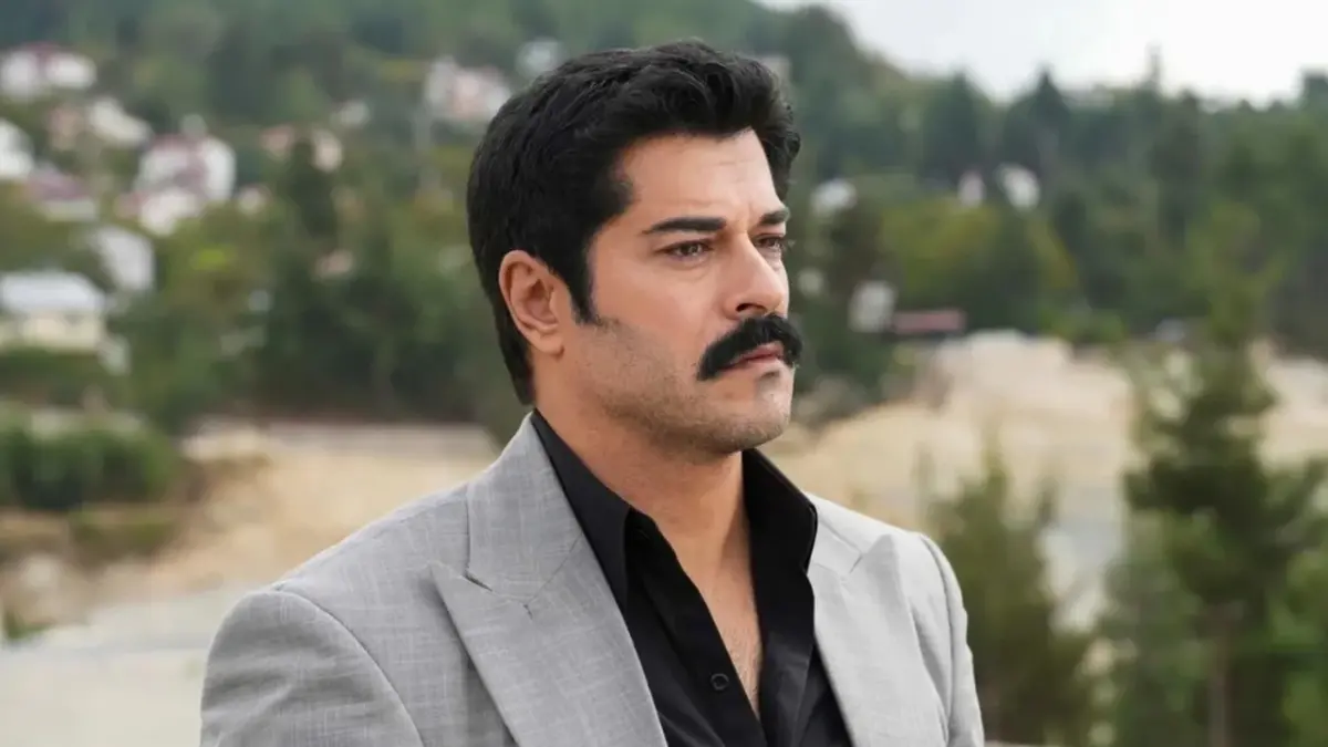 Burak Özçivit, Mipcom Fuarı'nda uluslararası temsilcilerle buluşacak