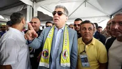 Hakan Safi Fenerbahçe Başkanlık Seçimi Sonrası Aziz Yıldırım'ı Tebrik Etti