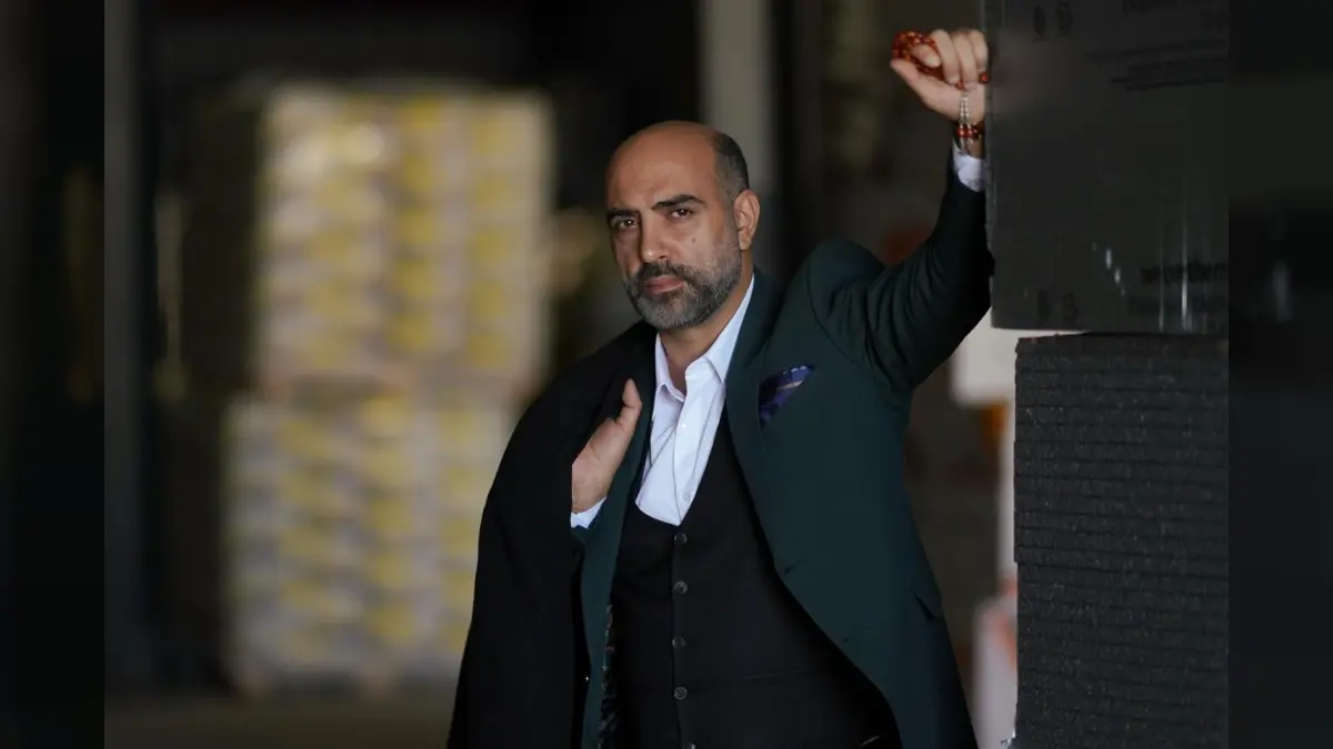Tabii'nin İddialı Yeni Dizisi Kuyu'nun Kadrosuna Erol Babaoğlu Katıldı