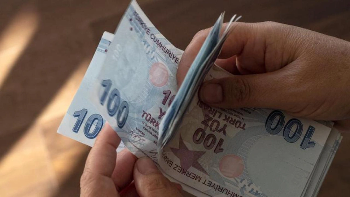 Emeklilere 80 bin TL limitli yeni nakit kredi paketi kamu bankalarından