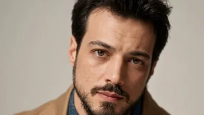 Mert Yazıcıoğlu 'Aras' Dizisinde Acil Servis Doktoru Karakterine Hayat Verecek - Dizi Haberleri