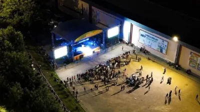 Elif Buse Doğan Konserinde Malatya'da Kayısı Hasadı Etkisi: Meydan Boş Kaldı - Gündem Haberleri