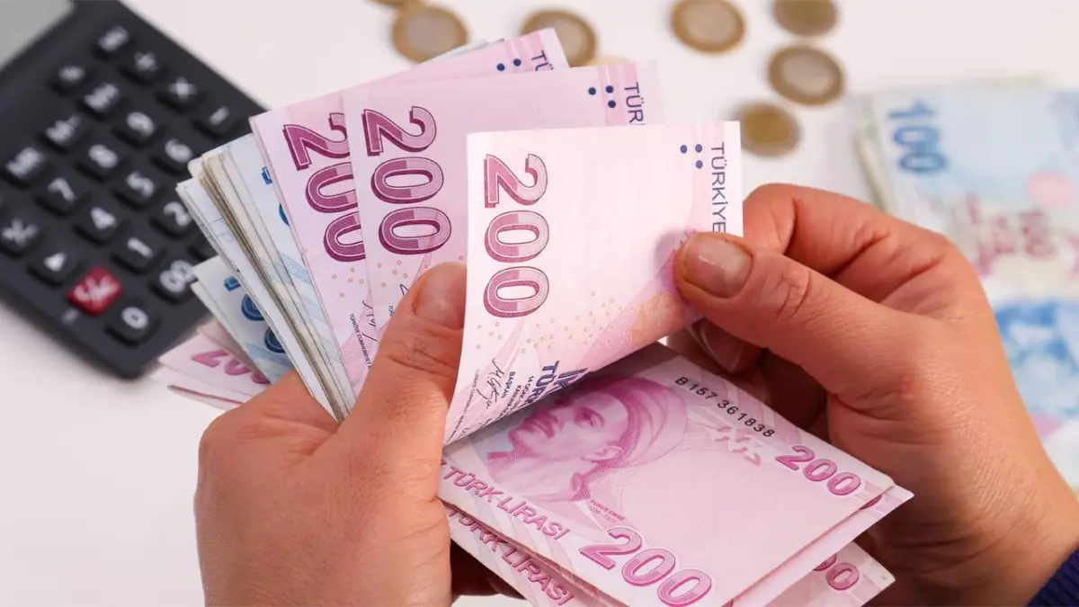 Memur Emeklilerine Yönelik Seyyanen Zam Davasında AYM'den Birleştirme Kararı: 25 Bin TL İddiası