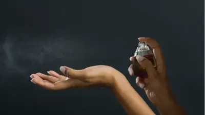 Parfüm Kokusu Ciltte Nasıl Daha Uzun Süre Kalır?