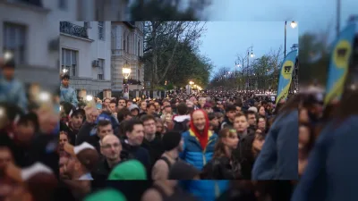 İnsanlar Kalabalıkta Neden Sola Döner? Bilim İnsanları Nedeni Açıkladı - Yaşam Haberleri