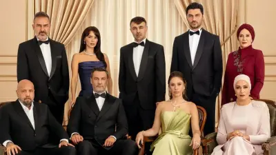 Kızılcık Şerbeti'nin Senaristleri Melis Civelek ve Zeynep Gür'e Veda Edildi