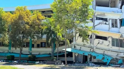 Filipinler Depremi: 7.8 Büyüklüğündeki Sarsıntıda Can Kaybı 32'ye Yükseldi