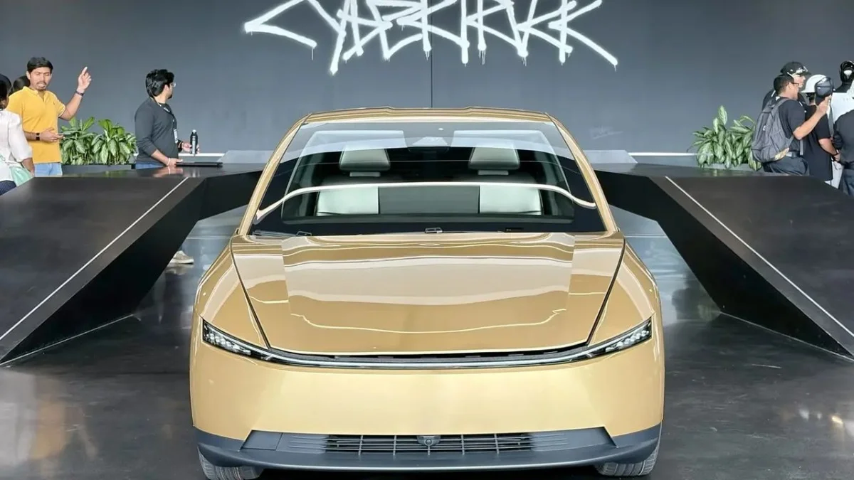 Tesla Cybercab İçin Seri Üretime Koyuldu: İlk Fotoğraflar Geldi