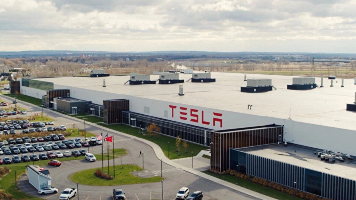 Tesla İki Modeli Banttan İndirdi Artık Üretmeyecek